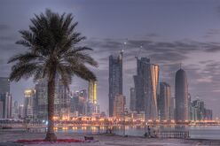 Doha Corniche is the 7&nbsp;km long waterfront that connects the new district of West Bay with the old district of Al-Bidda and Al-Souq on the other end.