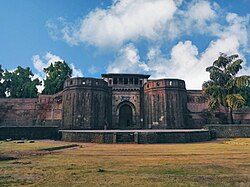 Front view of Shaniwar Wada illuminated