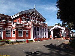 Fernhills Palace, Ooty.JPG