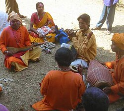 394 baul-singers-sml.jpg