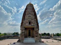 Ancient Temple Near Alirajpur.png