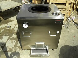 Charcoal-fired stainless-steel tandoor, with ash tray and thermometer