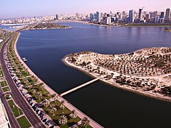 The Buhairah Corniche has numerous upscale hotels. The Sharjah Commerce Tourism Development Authority is also located along the corniche.