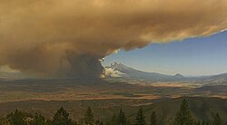 062821Yreka Fire CalFire -2wiki.jpg