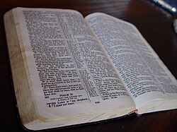 Holy bible book.jpg