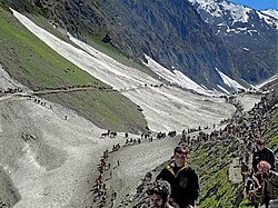 A Picture of pilgrims on route.