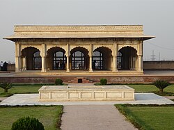 Lahore Fort Baradari