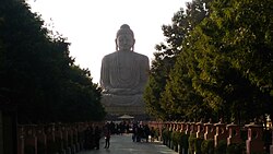 Great Buddha Statue, Bodh Gaya 2017.jpg