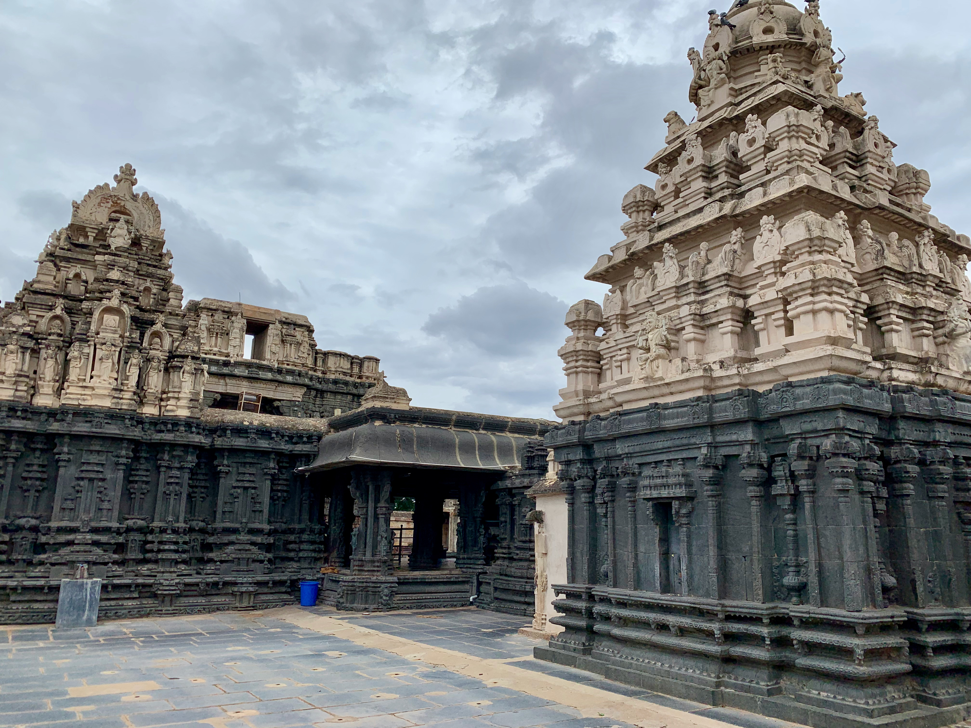 Bugga Ramalingeswara temple in Tadipatri