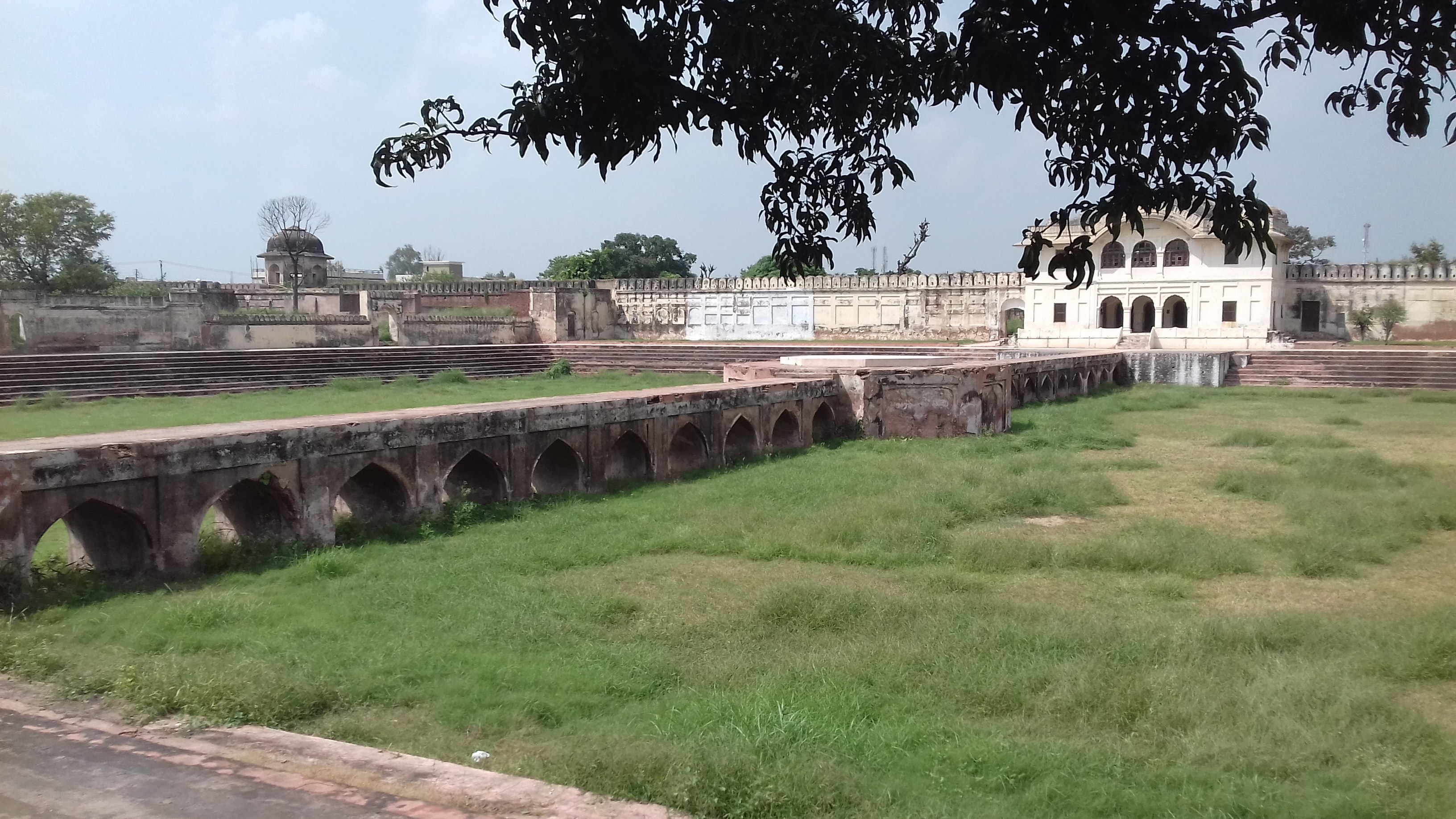 Aam Khas Bagh, Fatehgarh Sahib.jpg