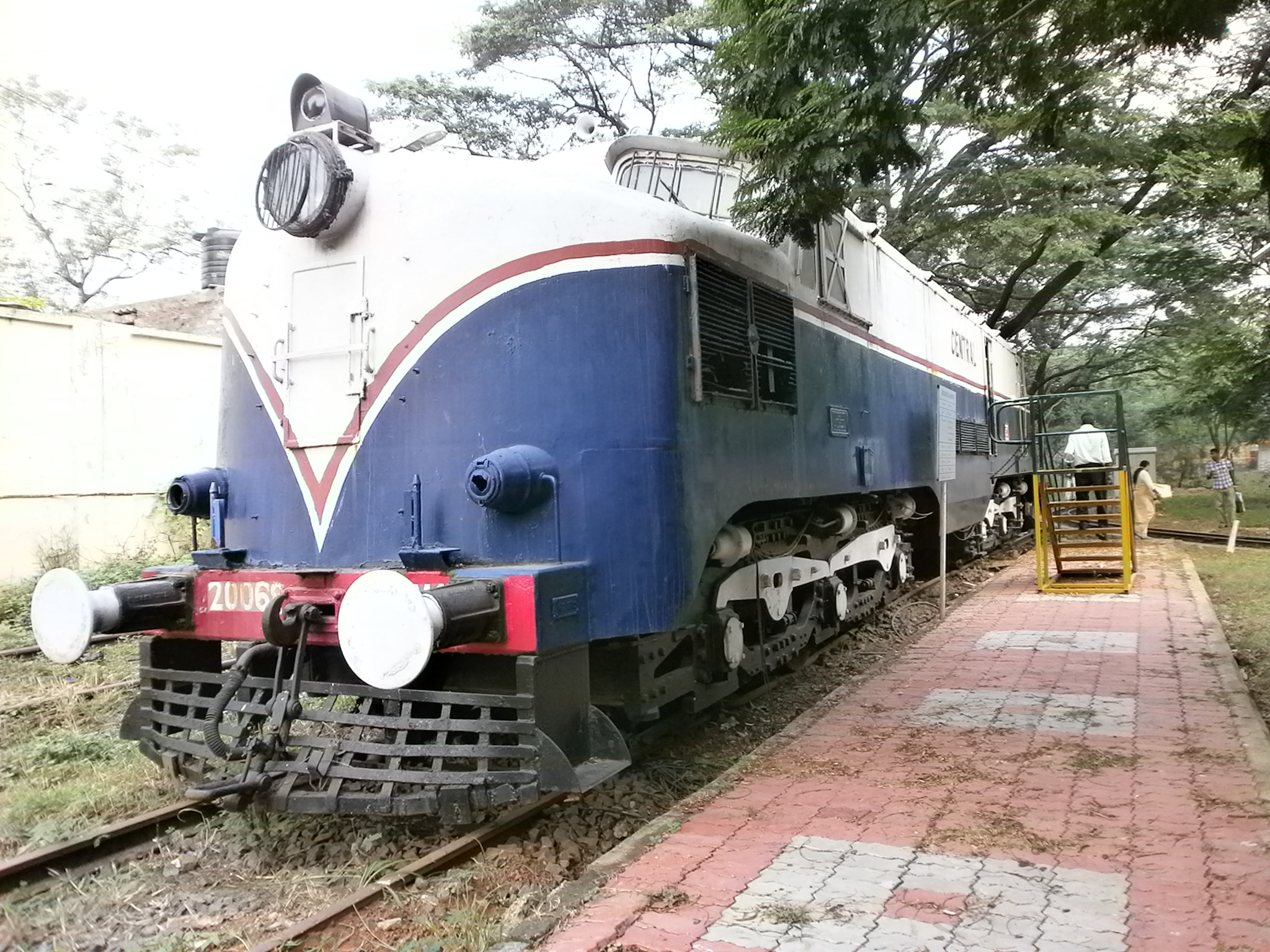 An-Rail-Engine-display-in-ICF-Rail-Museum-Chennai.JPG