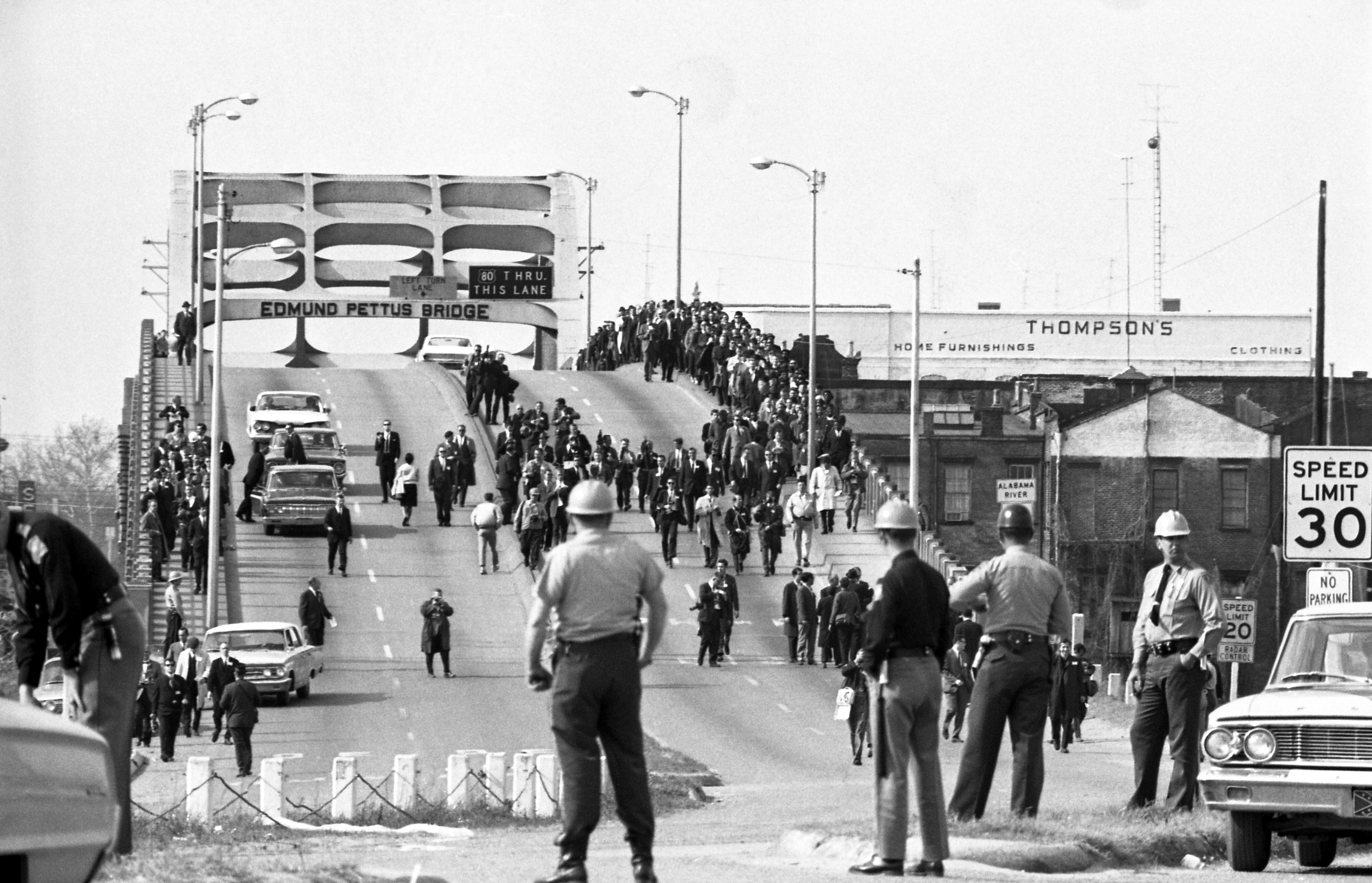 Police and protesters on the Edmund Pettus Bridge (1965)