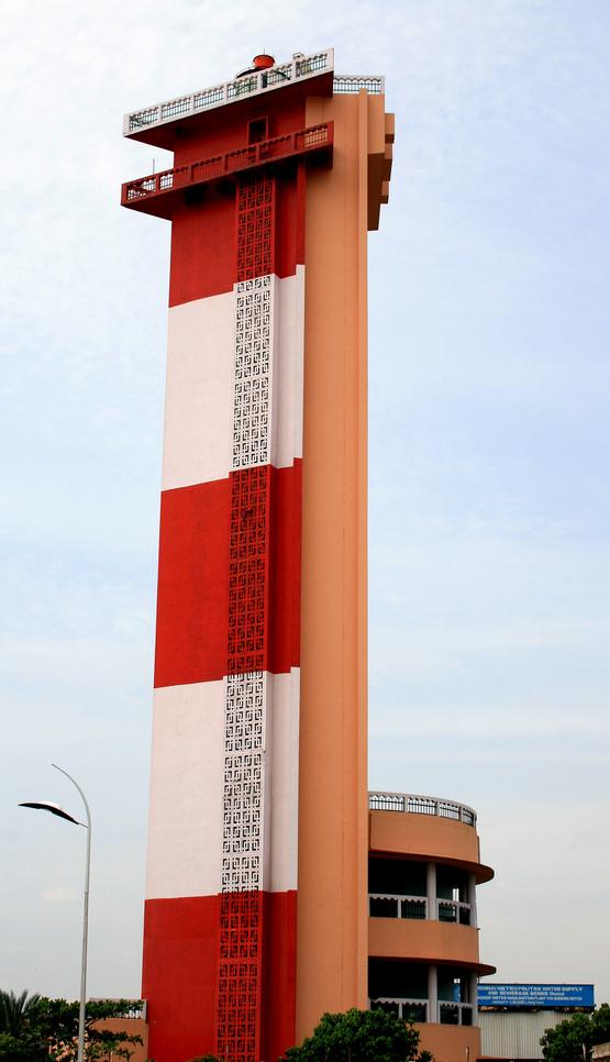 Chennai Light House.jpg