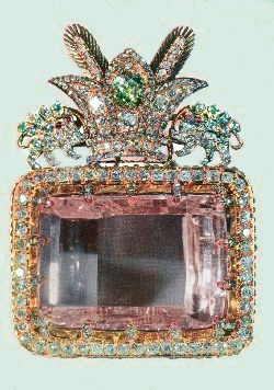 The Daria-i-Noor Diamond