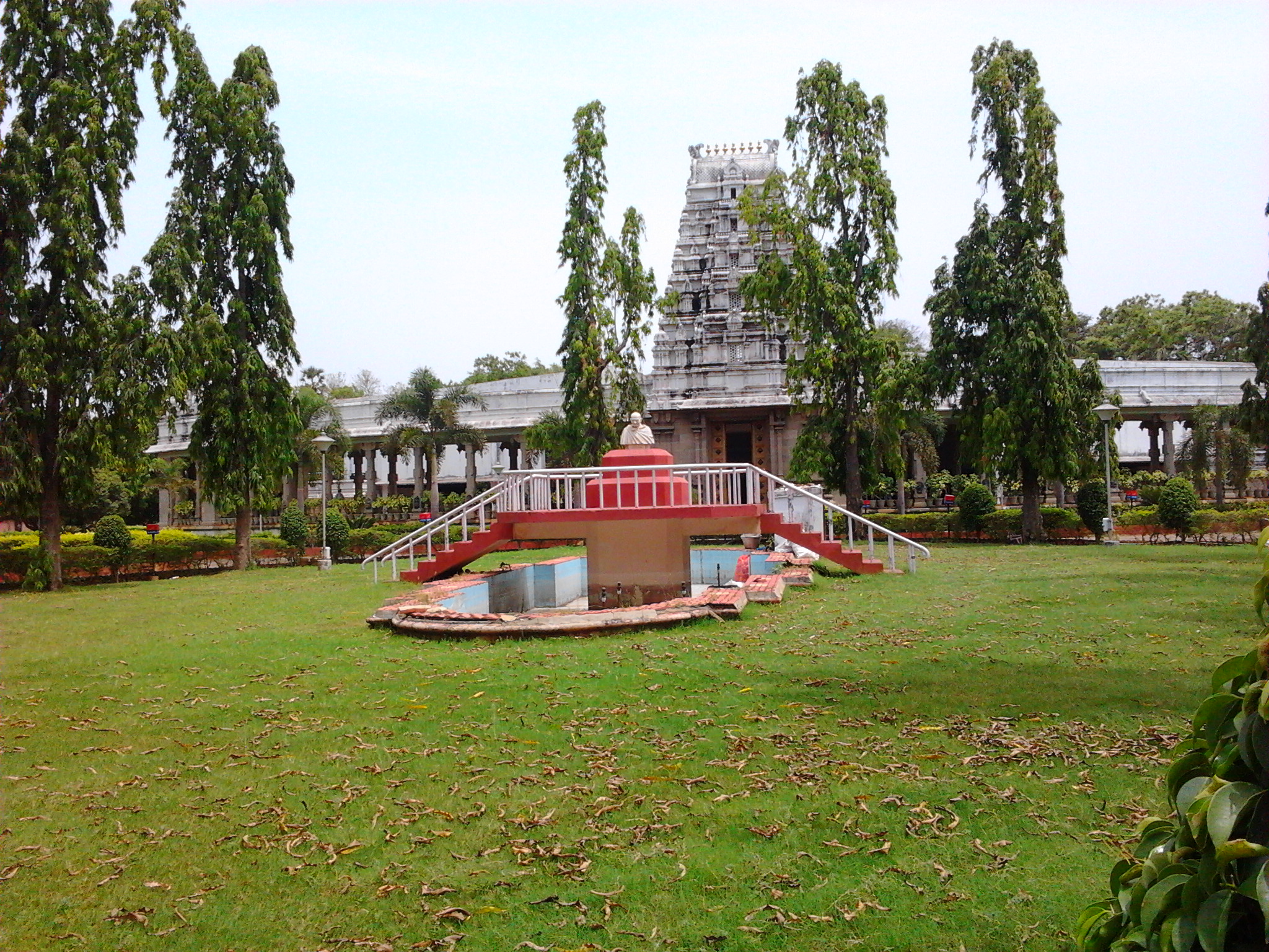 Gandhi Mandapam, Chennai.jpg