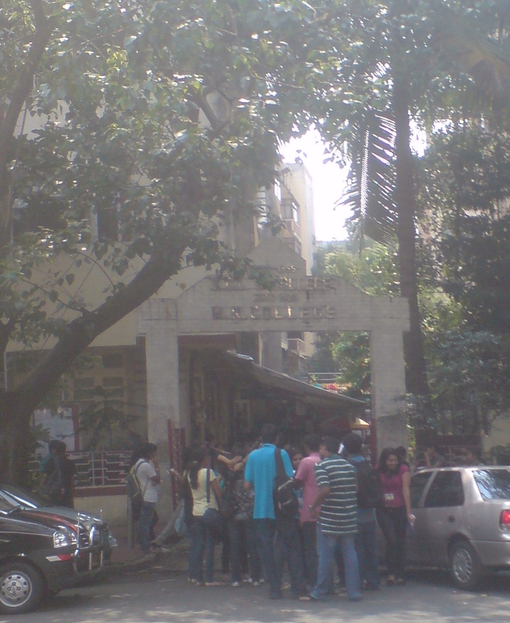 H R College.jpg