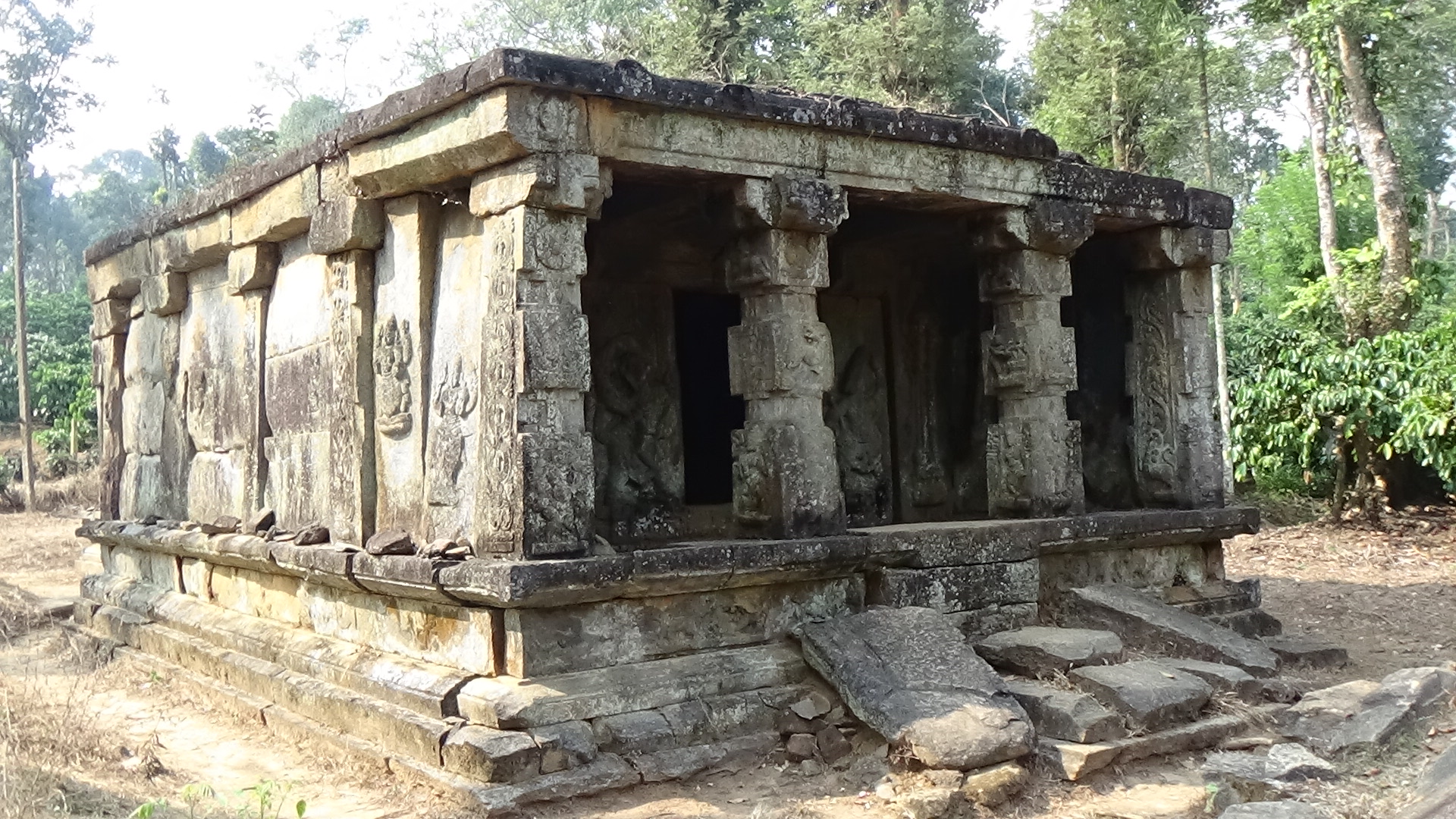 Visnugudi Basadi Jain Temple, Panamaram