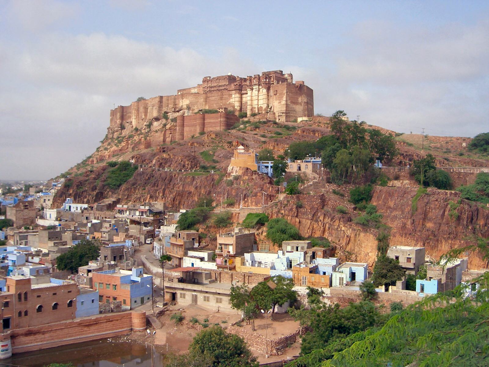 Fort over the Igneous rock walls