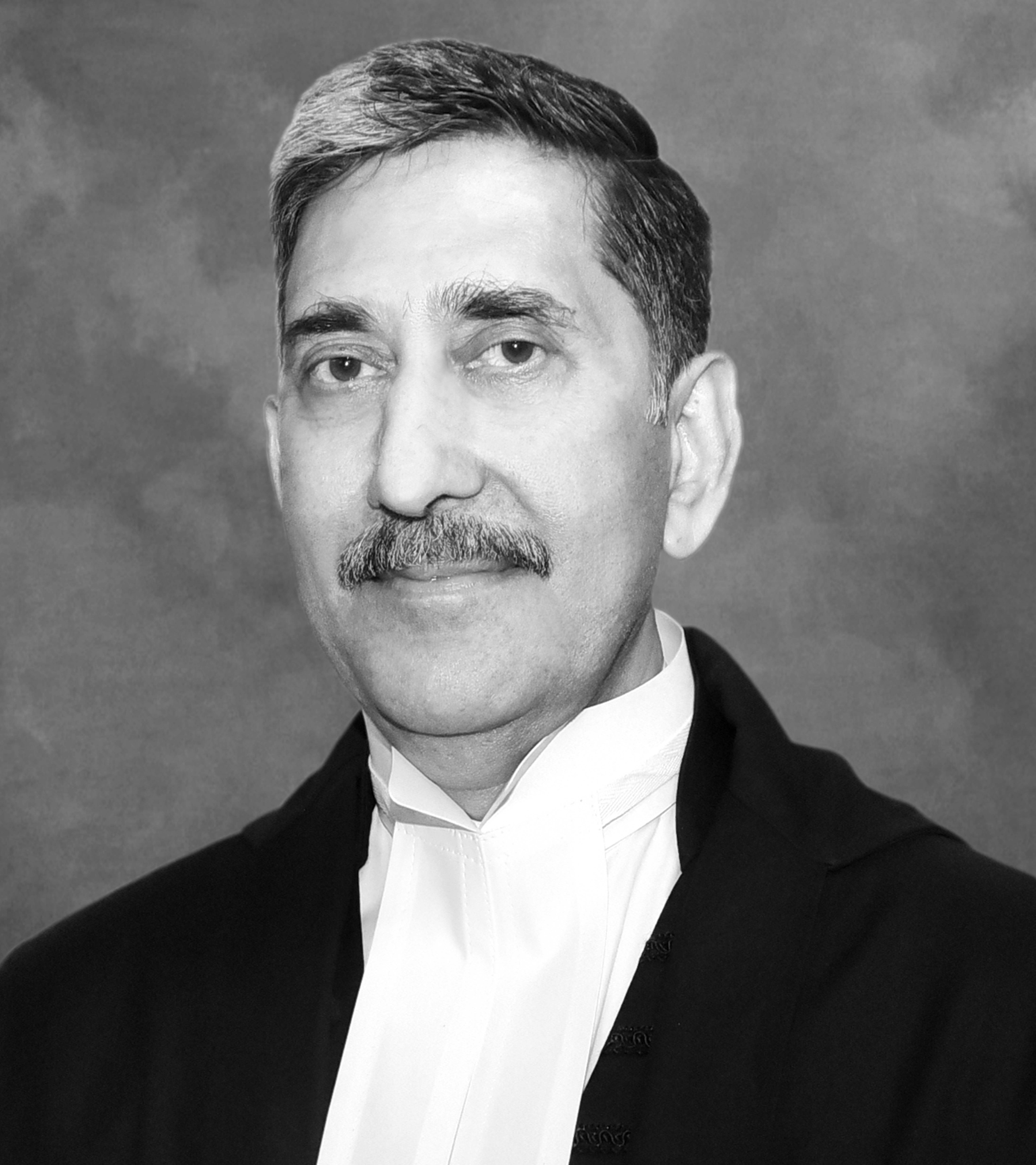 File:Justice Shee Chandrashekhar.jpg