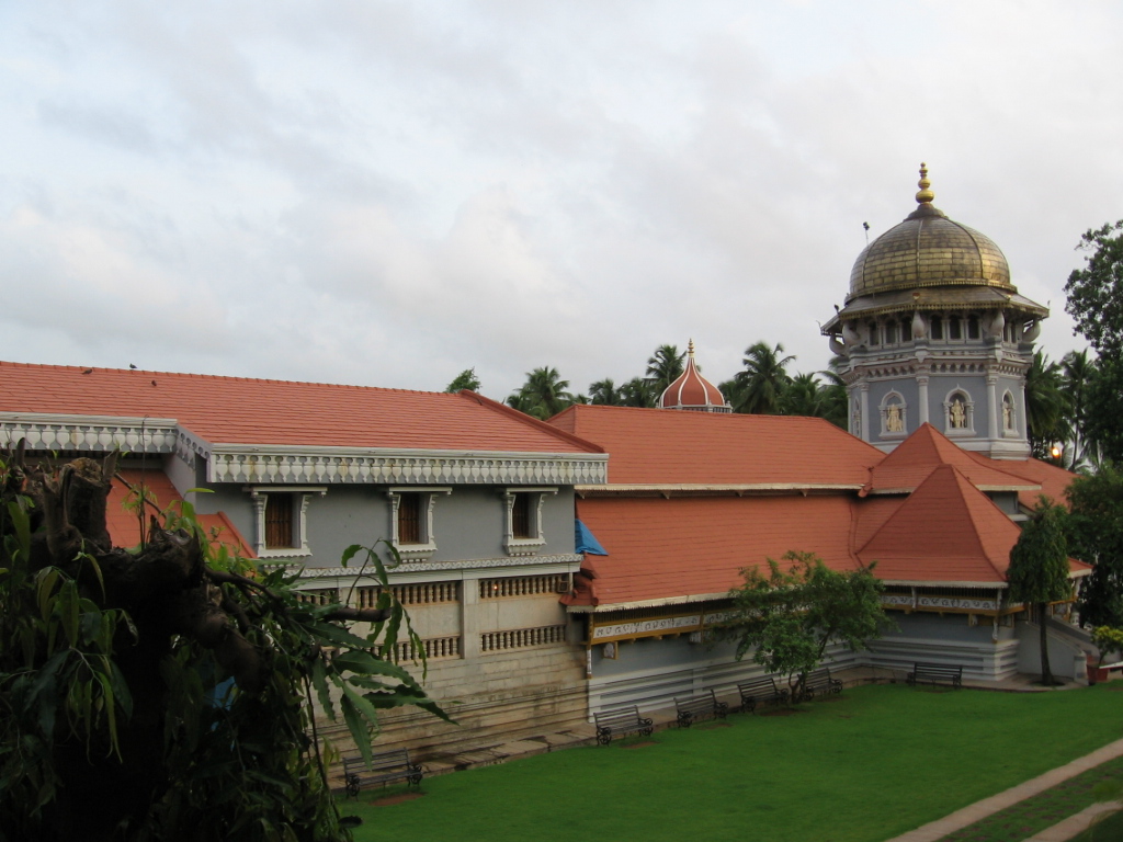 Mahalasatemple.jpg