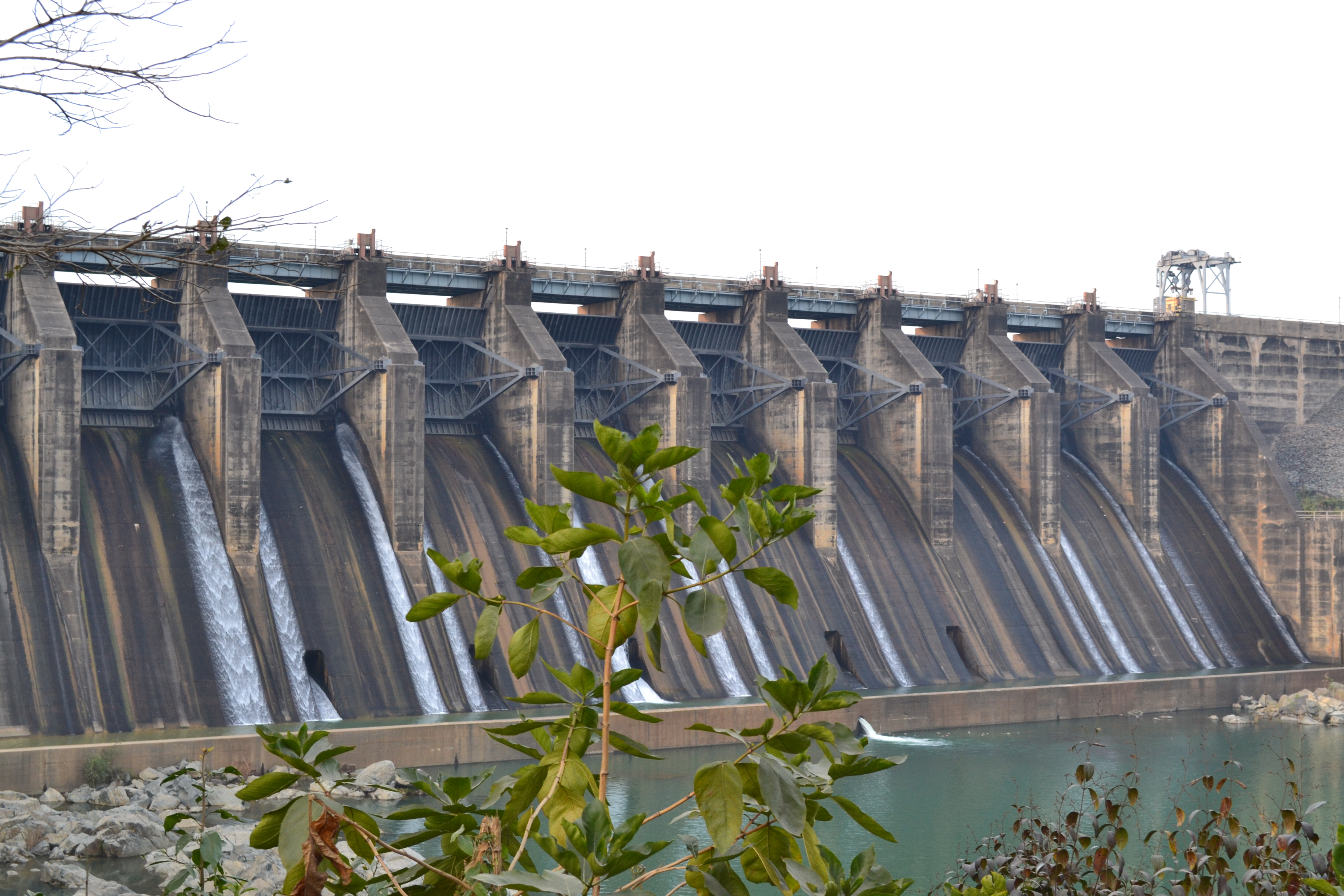 Maithon dam, india.jpg