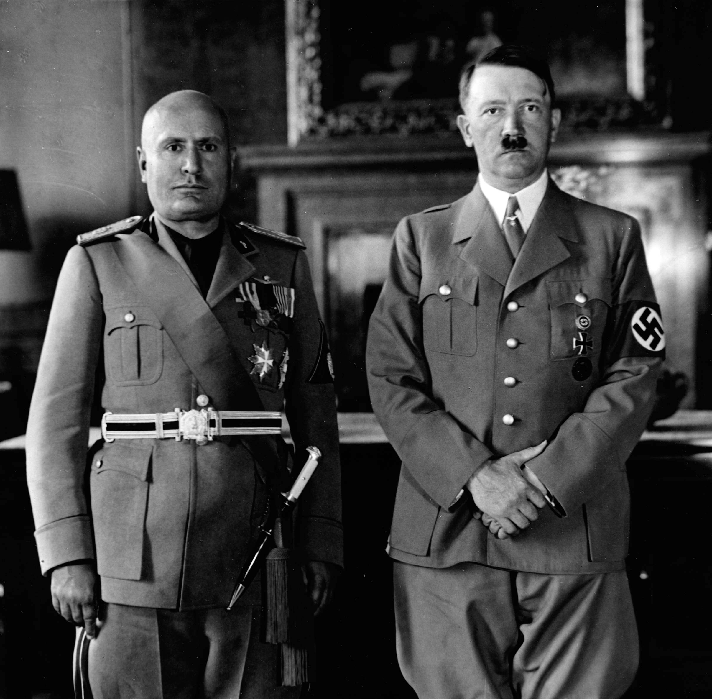 Mussolini and Hitler 1940 (retouched) (cropped b).jpg