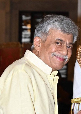 Padma Bhushan Shri Anant Nag.jpg