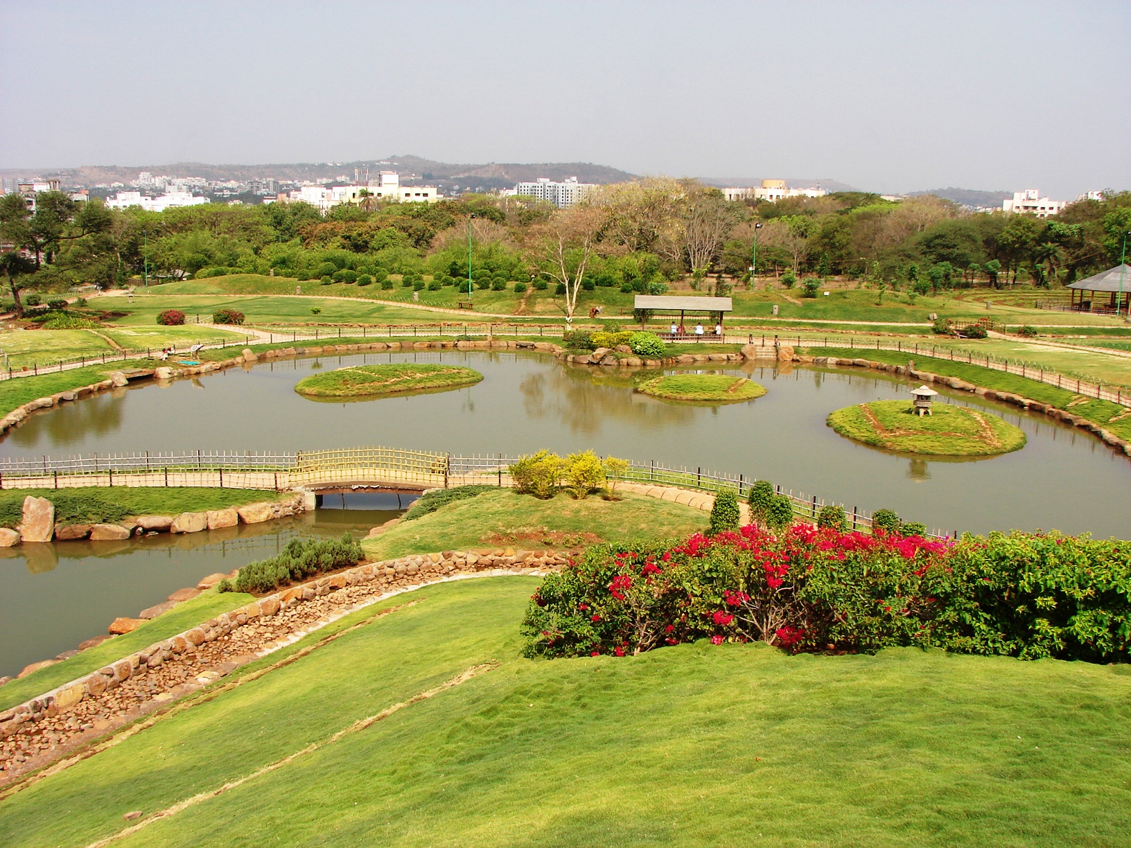 Pu La Deshpande garden 5.JPG