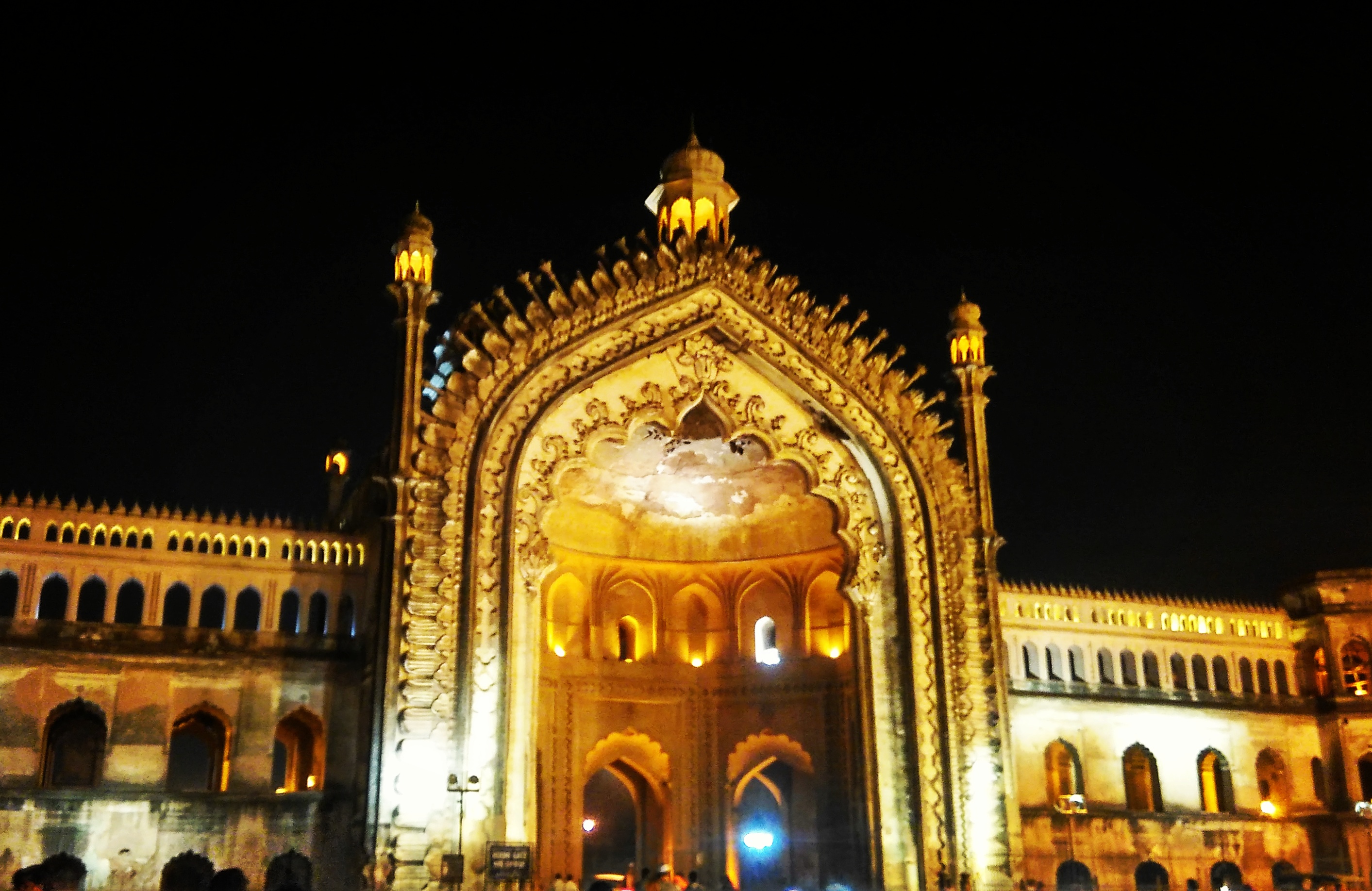 Rumi Darwaza