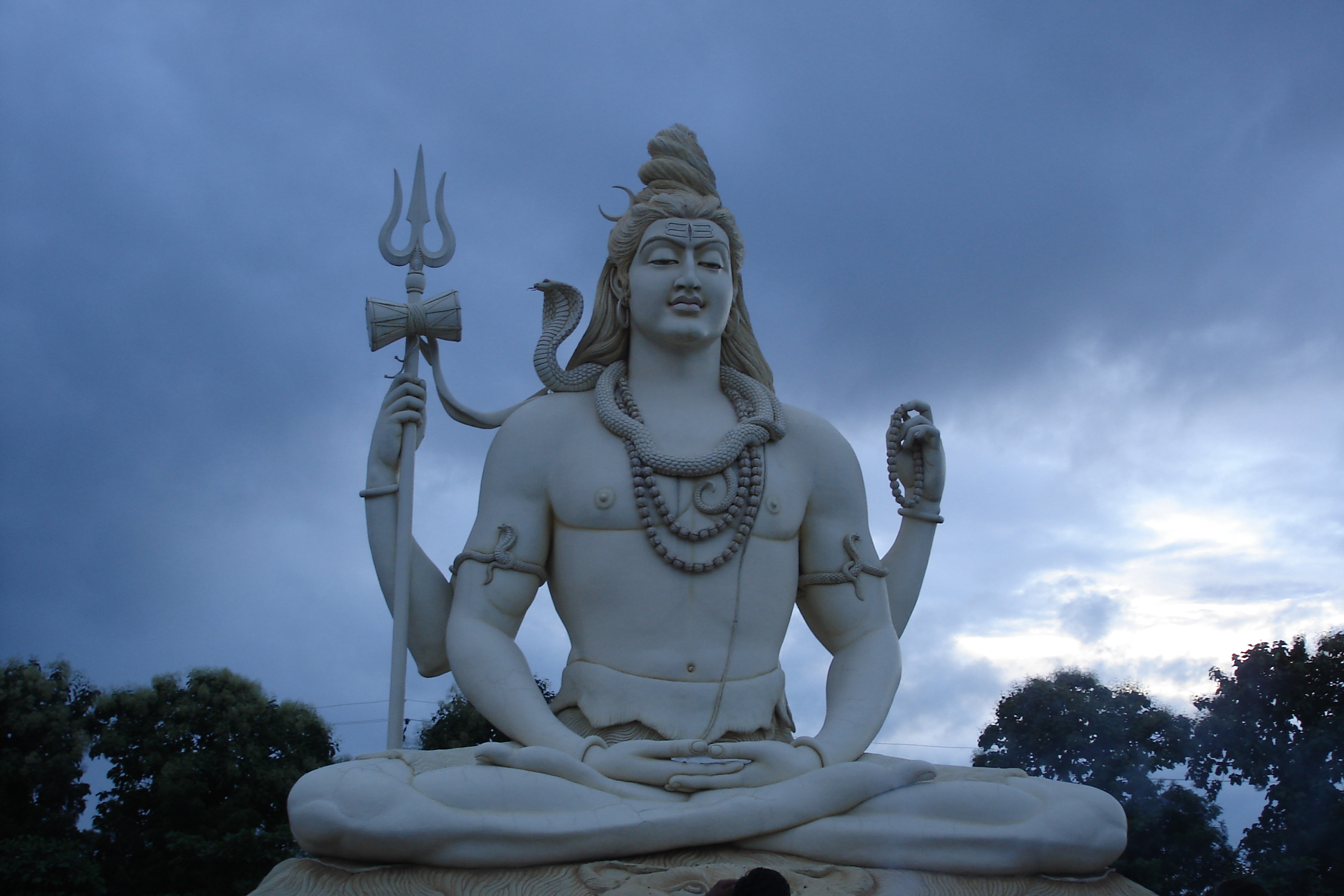 Shiv Statue at Kachnar City, Jabalpur