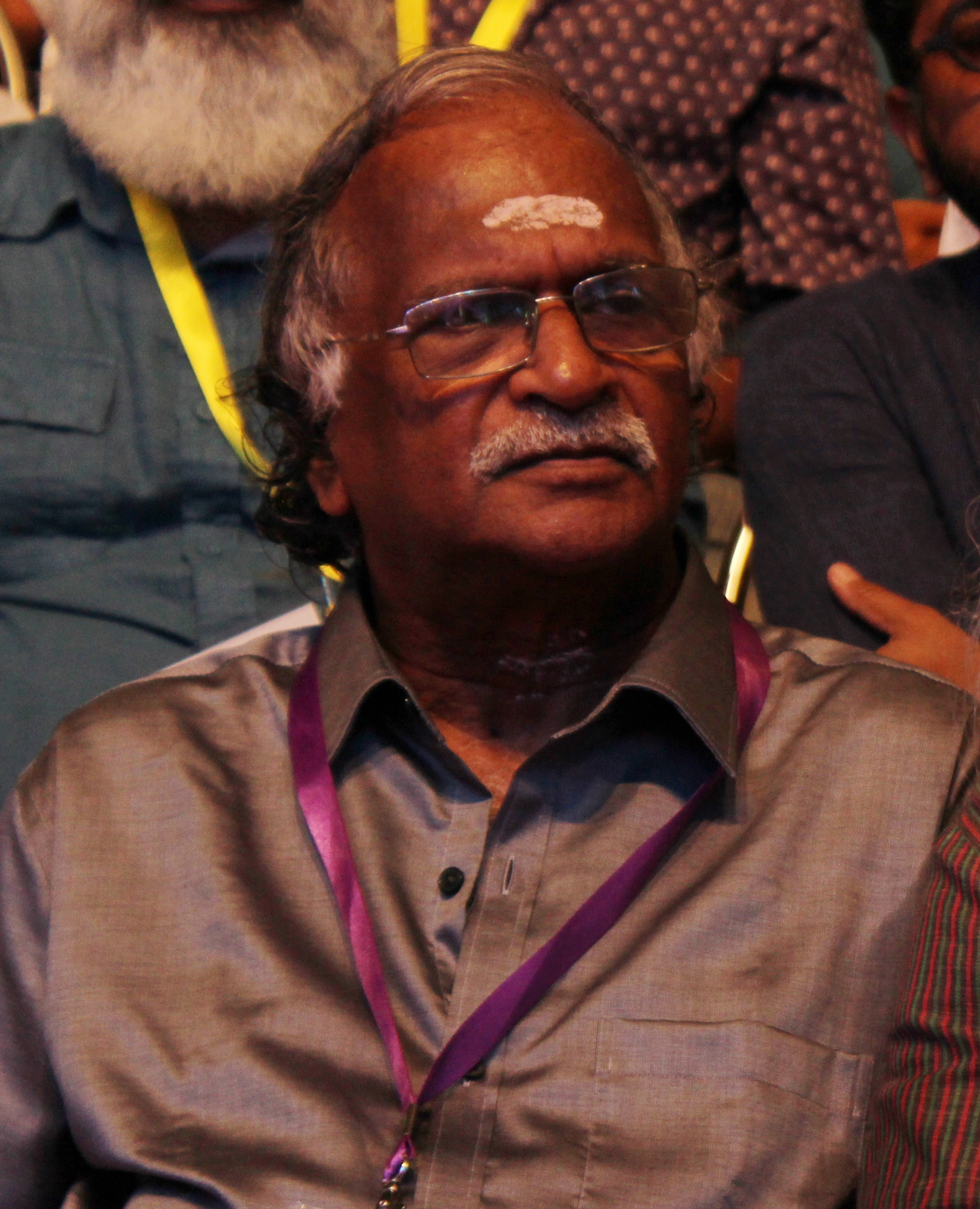 Sreekumaran Thampi and Adoor Gopalakrishnan (cropped).jpg