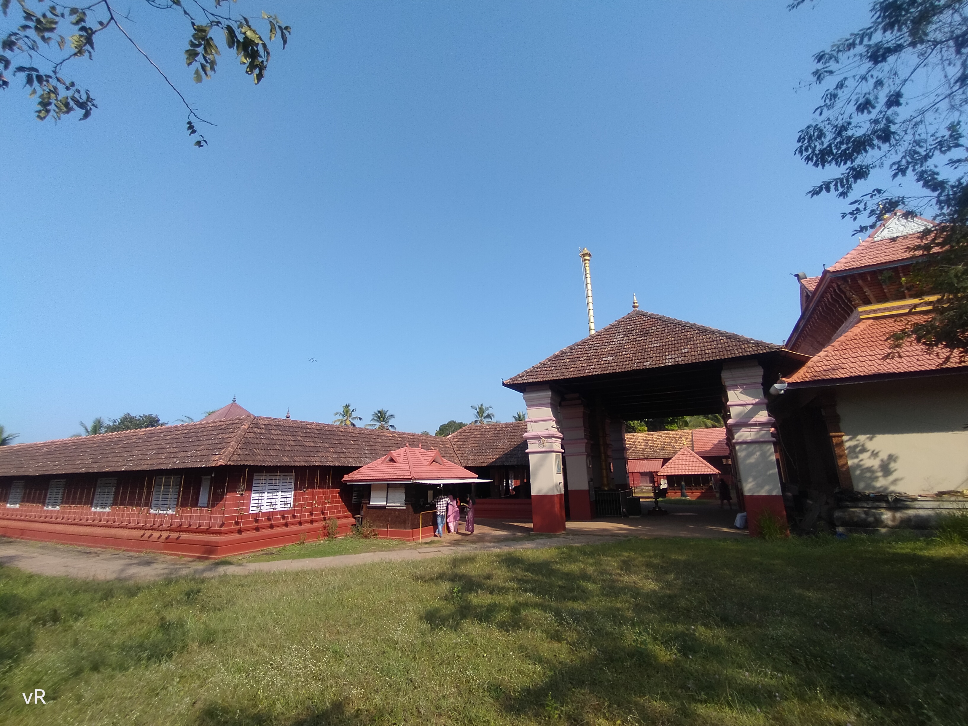 File:Thali Shiva Temple-Nileshwar-Kasaragod-kerala 10.jpg