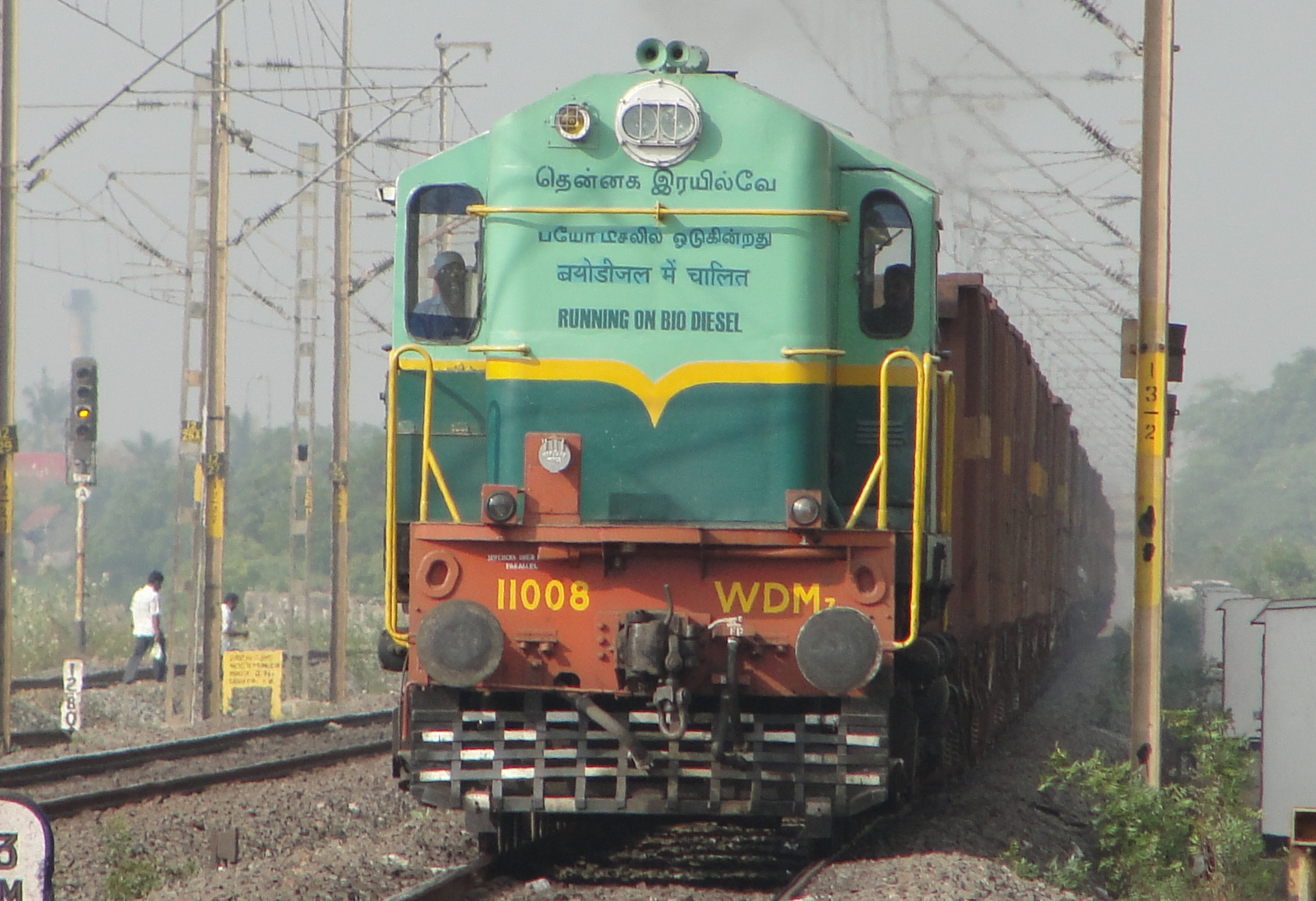 WDM7 BioDiesel.JPG
